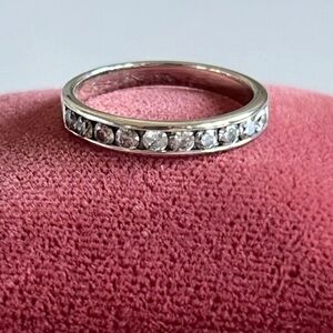 14K gold diamond ring